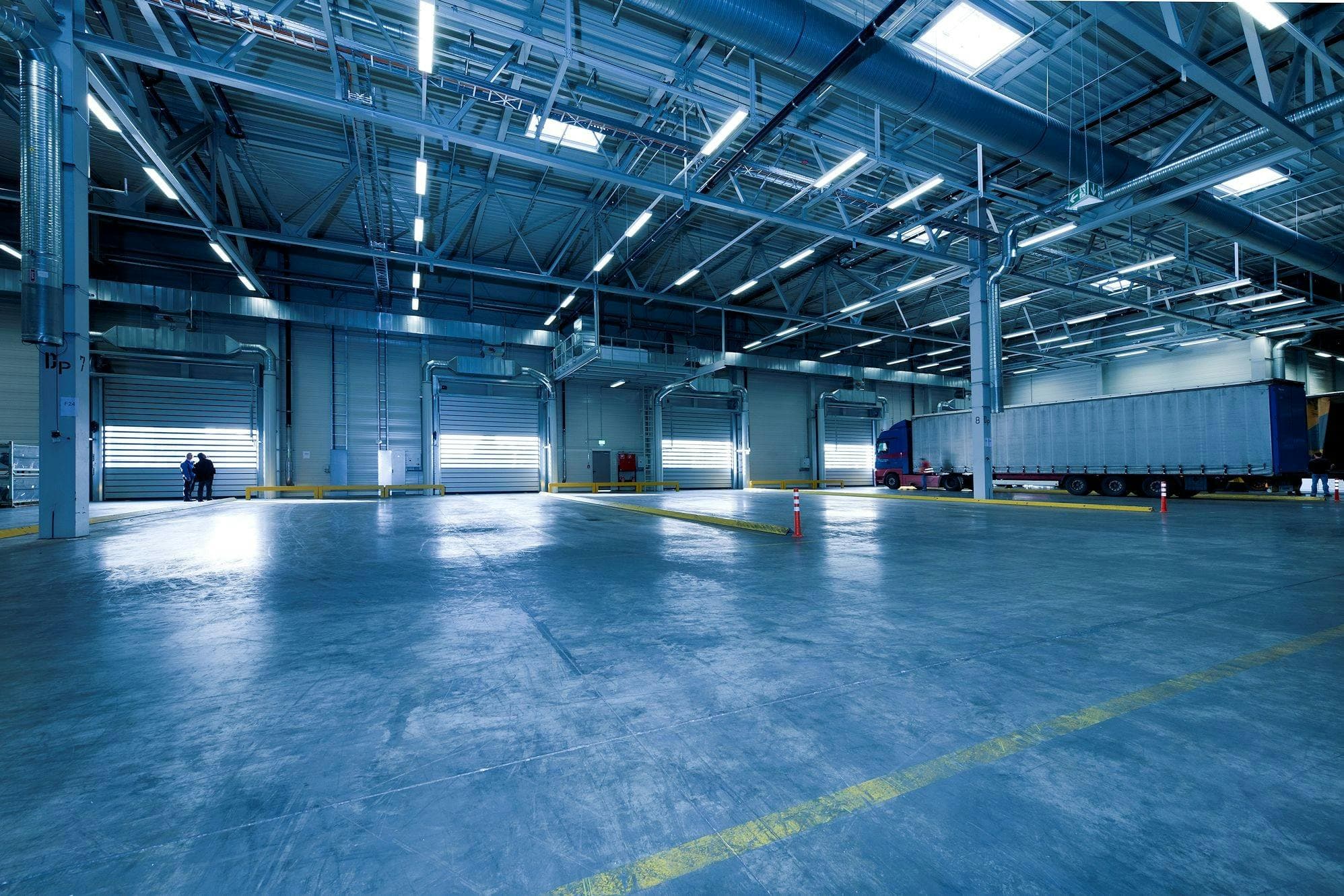 Warehouses & Logistics