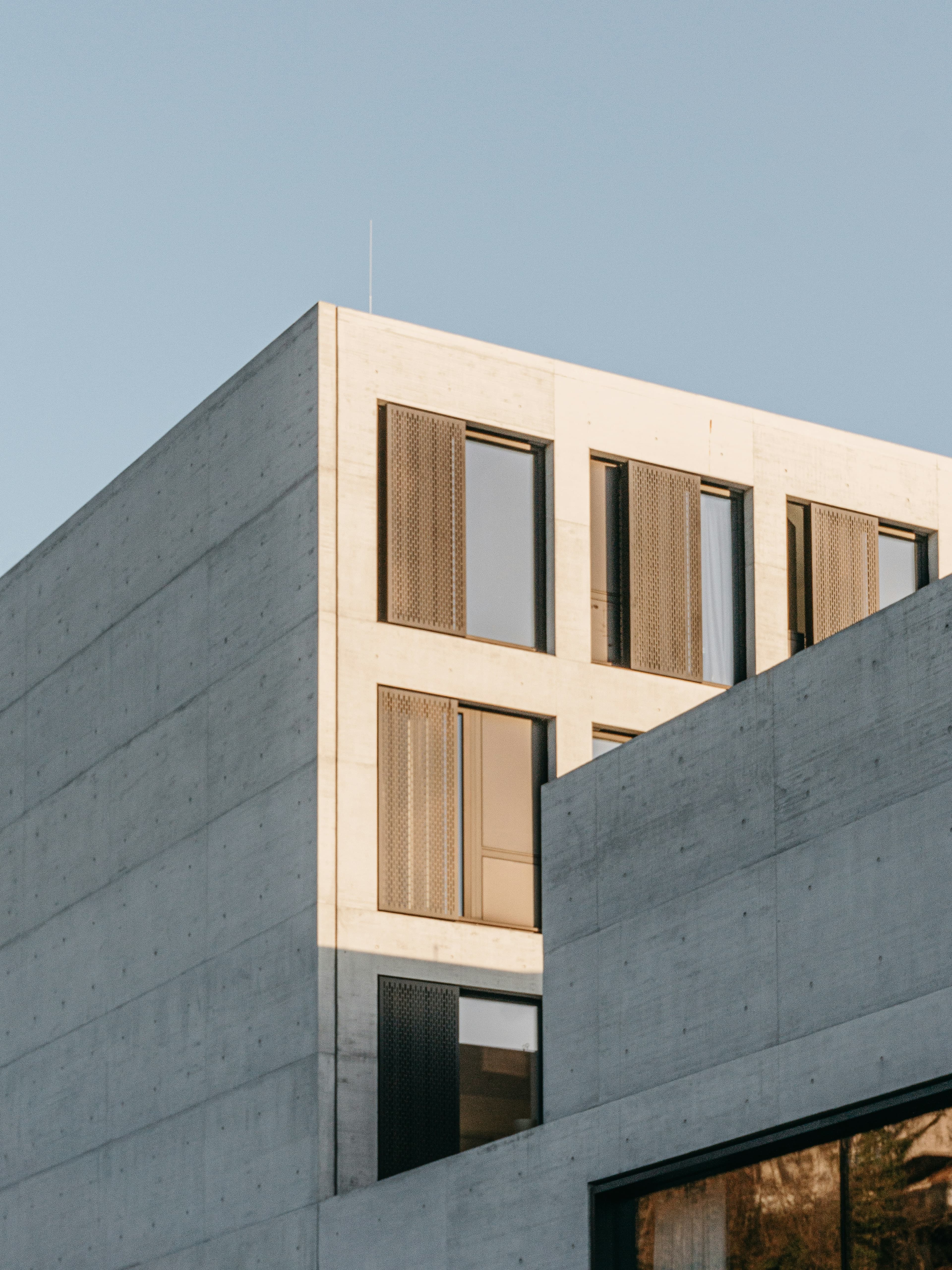Premium commercial building