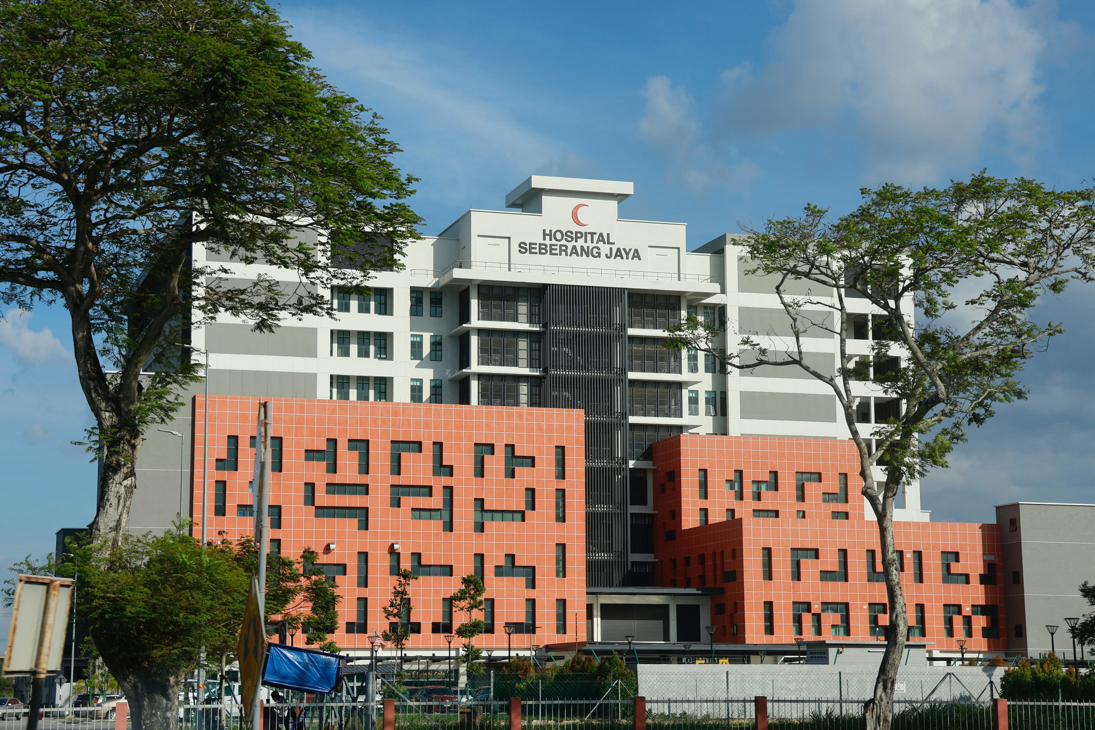 Hospitals & Healthcare